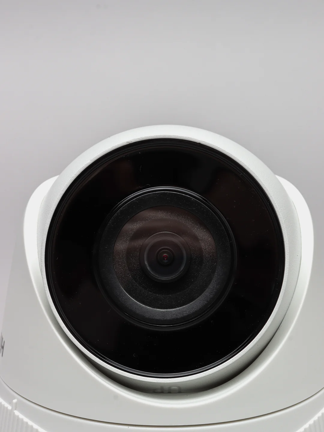 IPC-T020 Уличная купольная IP-видеокамера HiWatch 2Мп с EXIR-подсветкой до 25 м