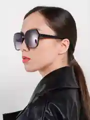 Черный женские солнцезащитные очки, с 100% защитой от ультрафиолета