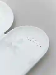 Белый футляр для электрической зубной щетки Oral-B