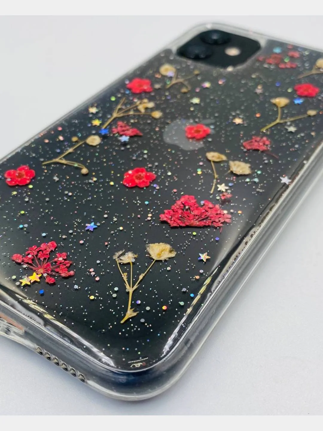 Розовый чехол "Настоящие цветы" для iPhone 11