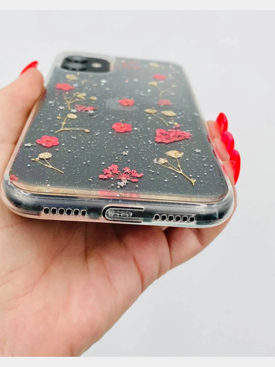 Розовый чехол "Настоящие цветы" для iPhone 11