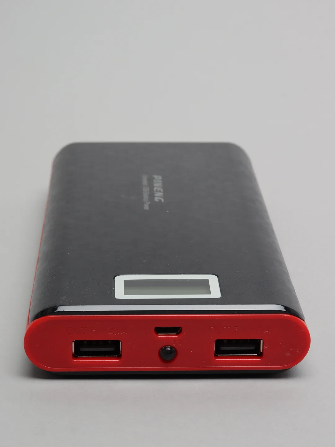 Белый внешний аккумулятор Power Bank Pineng PN-920, 20000 мАч Повербанк Поурбанк