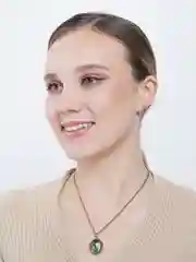 Мятный космический кулон