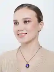 Небесно-голубой космический кулон