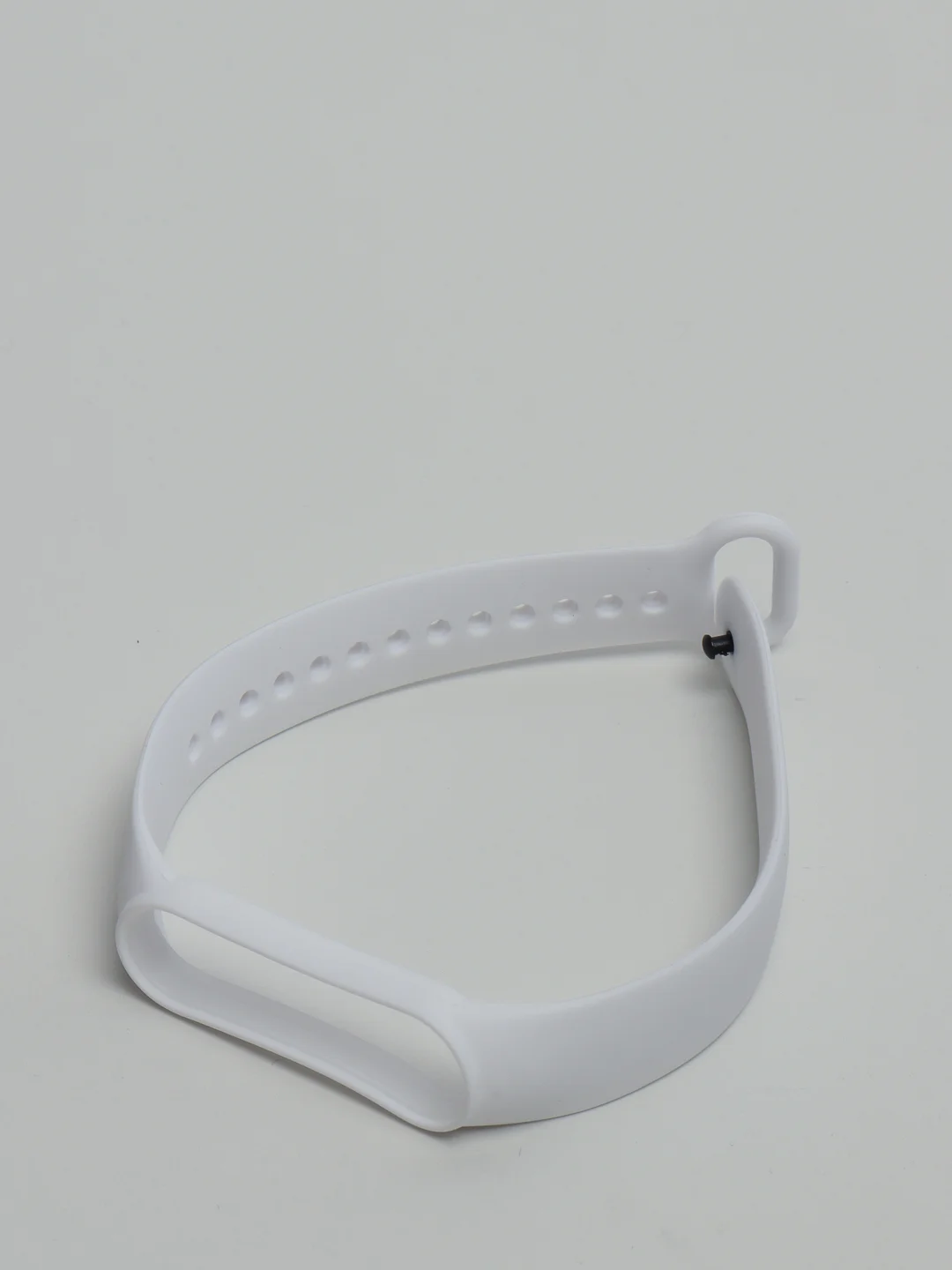 Белый ремешок для фитнес браслета Xiaomi Mi Band 5