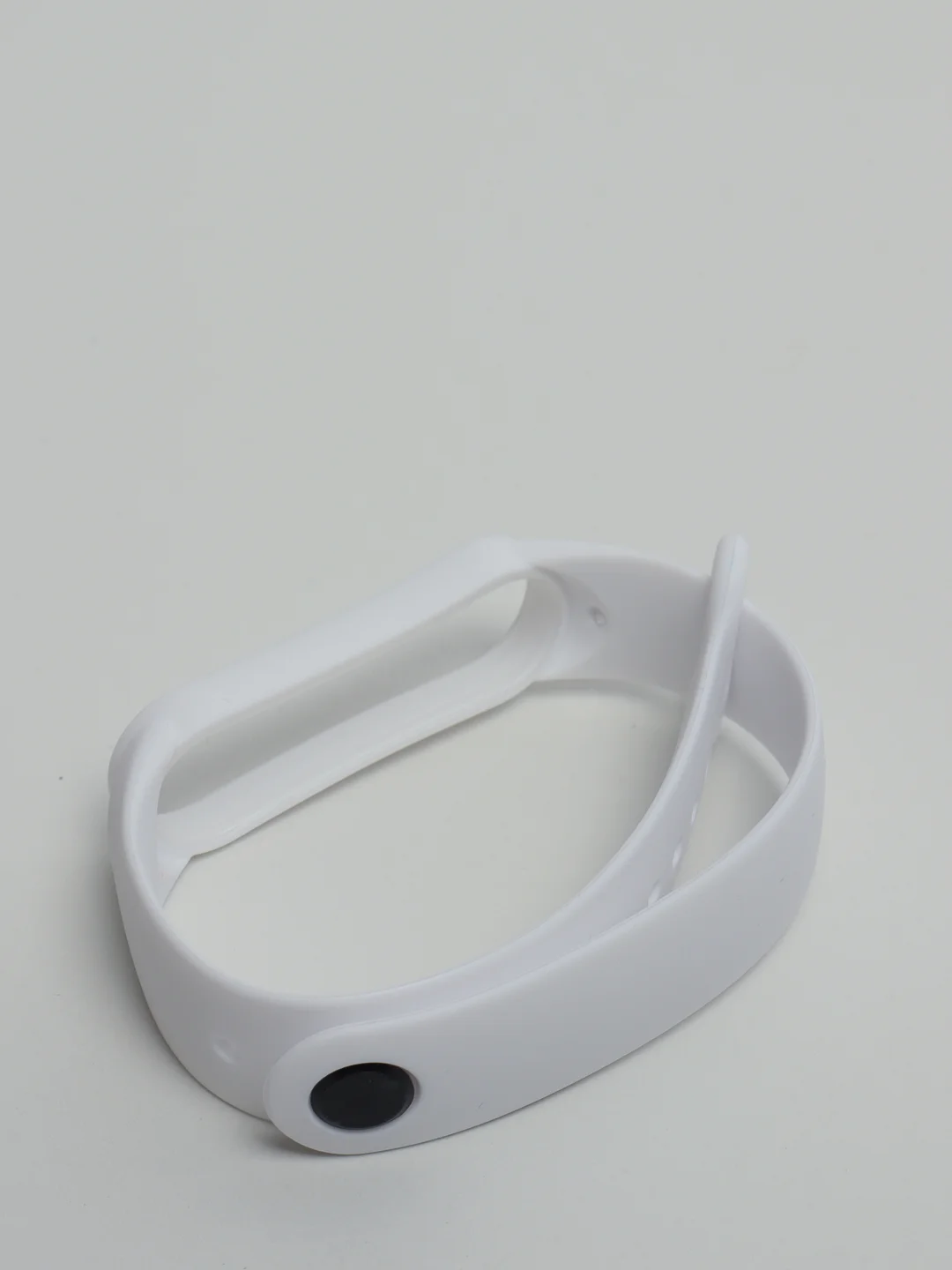 Белый ремешок для фитнес браслета Xiaomi Mi Band 5