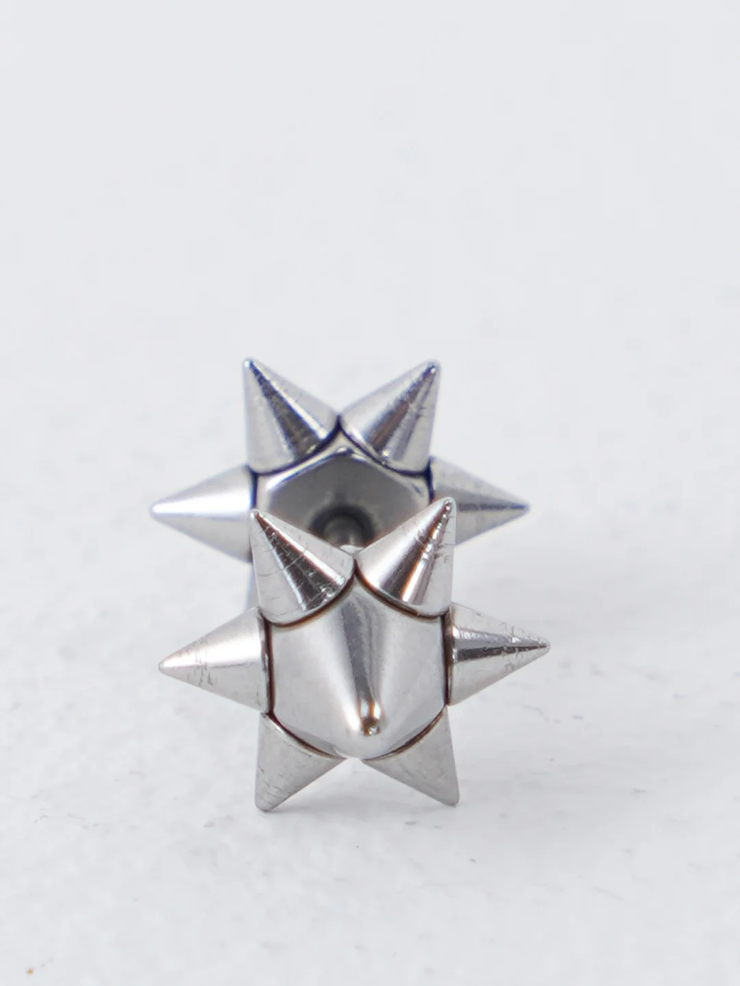 Серебряный серьга с шипами из титановой стали, 1 штука