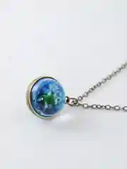 Индиго космический кулон