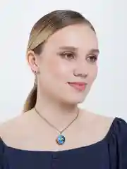 Индиго космический кулон