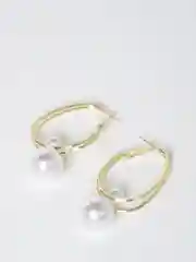 Золотой серьги со вставкой из жемчуга