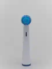 4 Насадки в комплекте для электрической зубной щетки Насадка Насадки Oral B