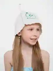 Шапка детская с вышивкой "Улыбка"