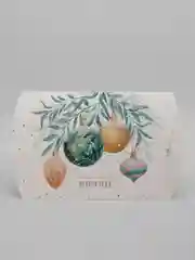 Белый коробки подарочные, разные цвета и размеры