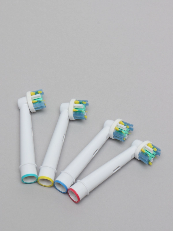 Насадки для электрической зубной щетки Oral-B Braun c отбеливающими ...