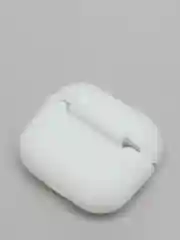 Белый чехол для  наушников Apple Airpods 3 аирподс силиконовый