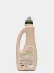 Экологичное средство для мытья полов BioMio Bio-Cleaner "Мелисса", 750 мл