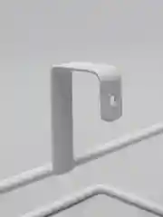Белый держатель для полотенец на дверцу