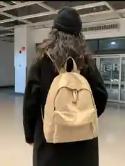 Бежевый рюкзак