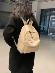 Бежевый рюкзак