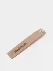 Бежевый бирка с кнопкой Hand made для вязанных изделий. Для рукаделия