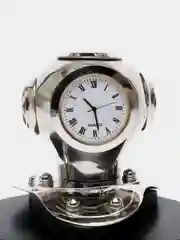 Часы настольные с компасом, диаметр 4,5 см, батарейка 1"SR626W", 13 х 10 х 10,5 см