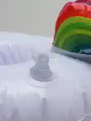 Белый надувной подстаканник