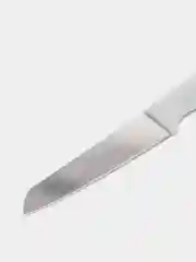 Серый нож кухонный, с чехлом