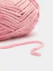 Сиреневый пряжа плюшевая YarnArt Dolce