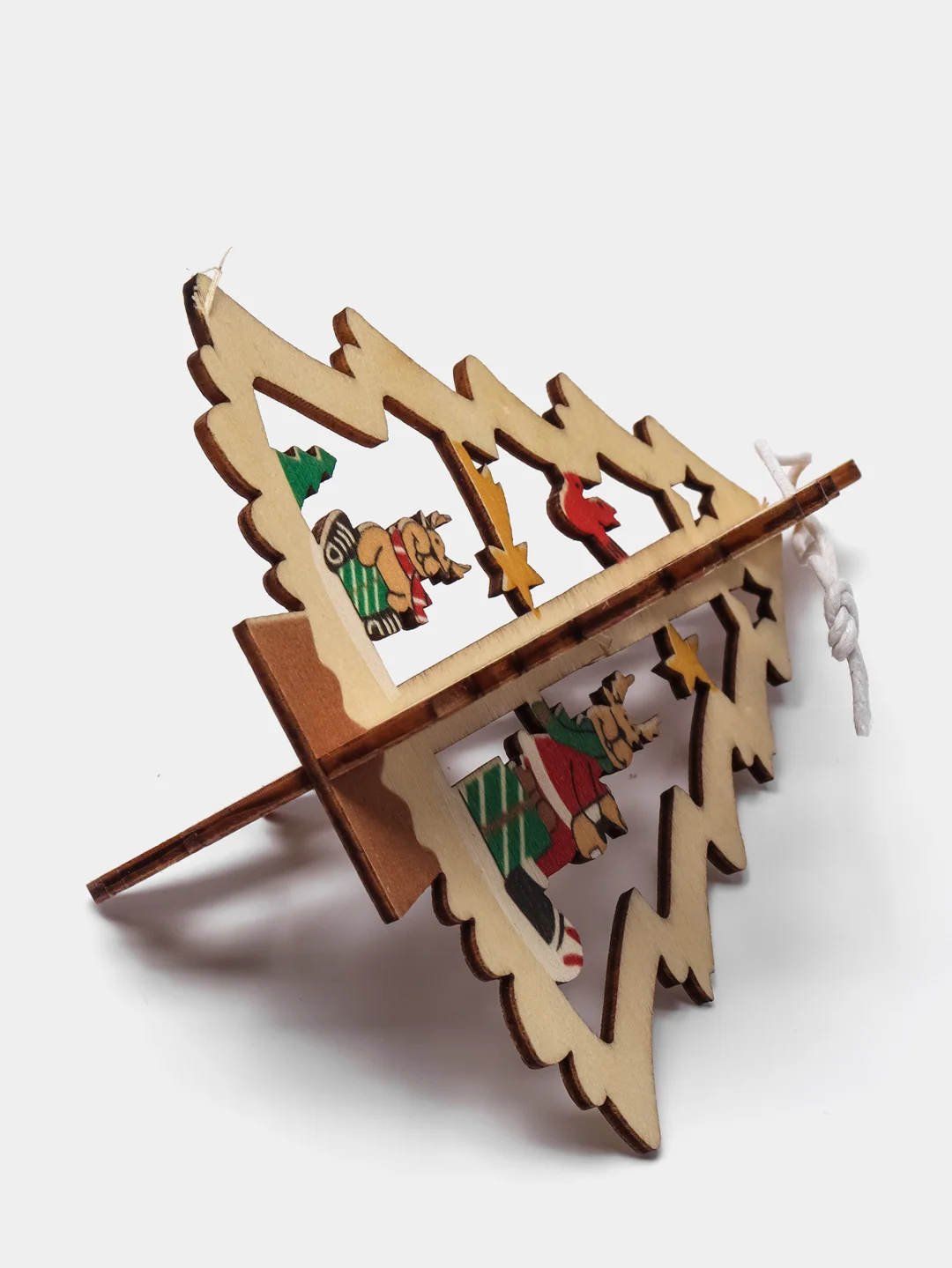 Елочные игрушки из дерева