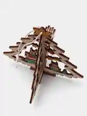 Елочные игрушки из дерева