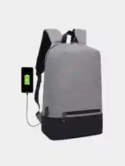 Серый рюкзак мужской с USB шнуром