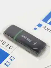 USB Флеш-накопитель SmartBuy Paean 16 ГБ, черный