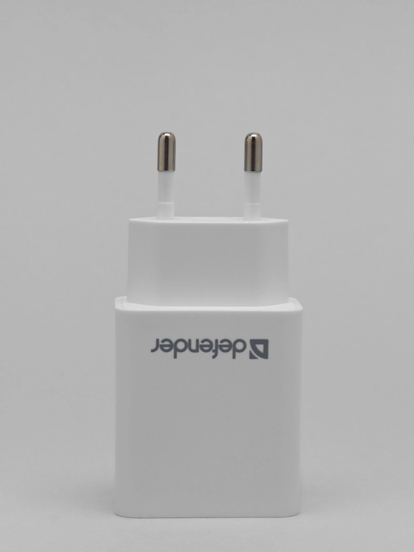 Зарядное устройство USB Defender UPA-21