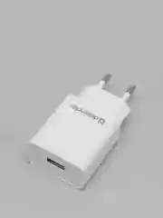 Белый зарядное устройство USB Defender UPA-21