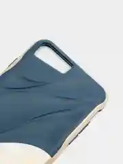 Золотой iphone 7/8/SE 2020, 7 Plus/8 Plus, 6/6s, 6 Plus/6s Plus чехол силиконовый с рельефом