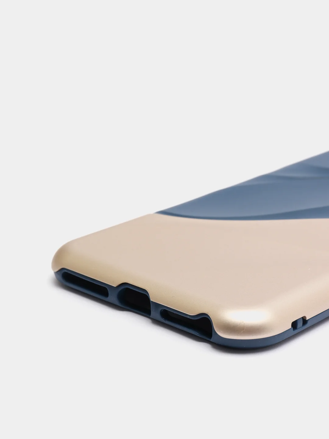 Золотой iphone 7/8/SE 2020, 7 Plus/8 Plus, 6/6s, 6 Plus/6s Plus чехол силиконовый с рельефом