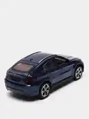 Синий модель автомобиля BMW X6, металл
