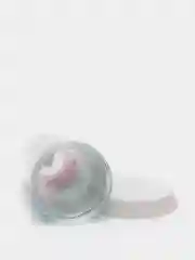 Белый стакан с крышкой
