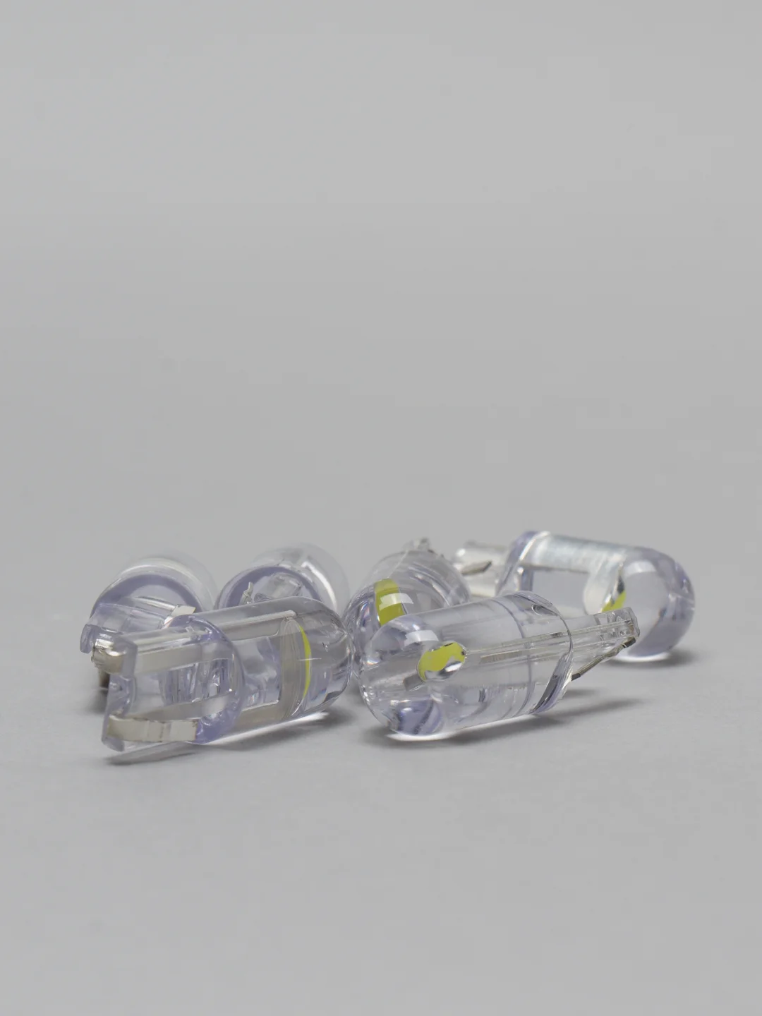 Светодиодные LED габаритные лампочки лампы/огни/габаритки T10 W5W  белый цвет 6 - 16 V