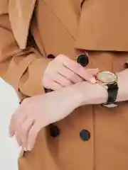 Черный женские кварцевые наручные часы