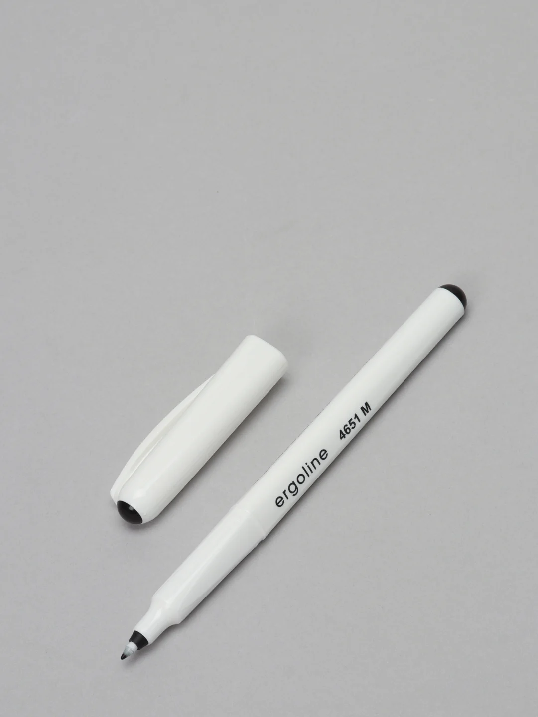 Ручка капиллярная черная "Handwriter", трехгранная, Centropen