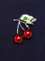 Серебряный брошь женская "Вишня"
