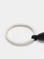 Желтый брелок шины Pirelli