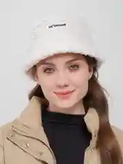 Белый панама меховая