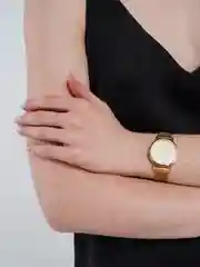 Золотой женские кварцевые часы