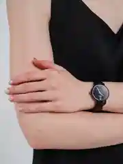 Черный женские кварцевые часы