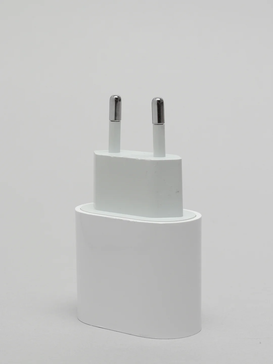 Зарядное устройство адаптер USB-C, с быстрой зарядкой для iPhone, Type-C, 20W, PD