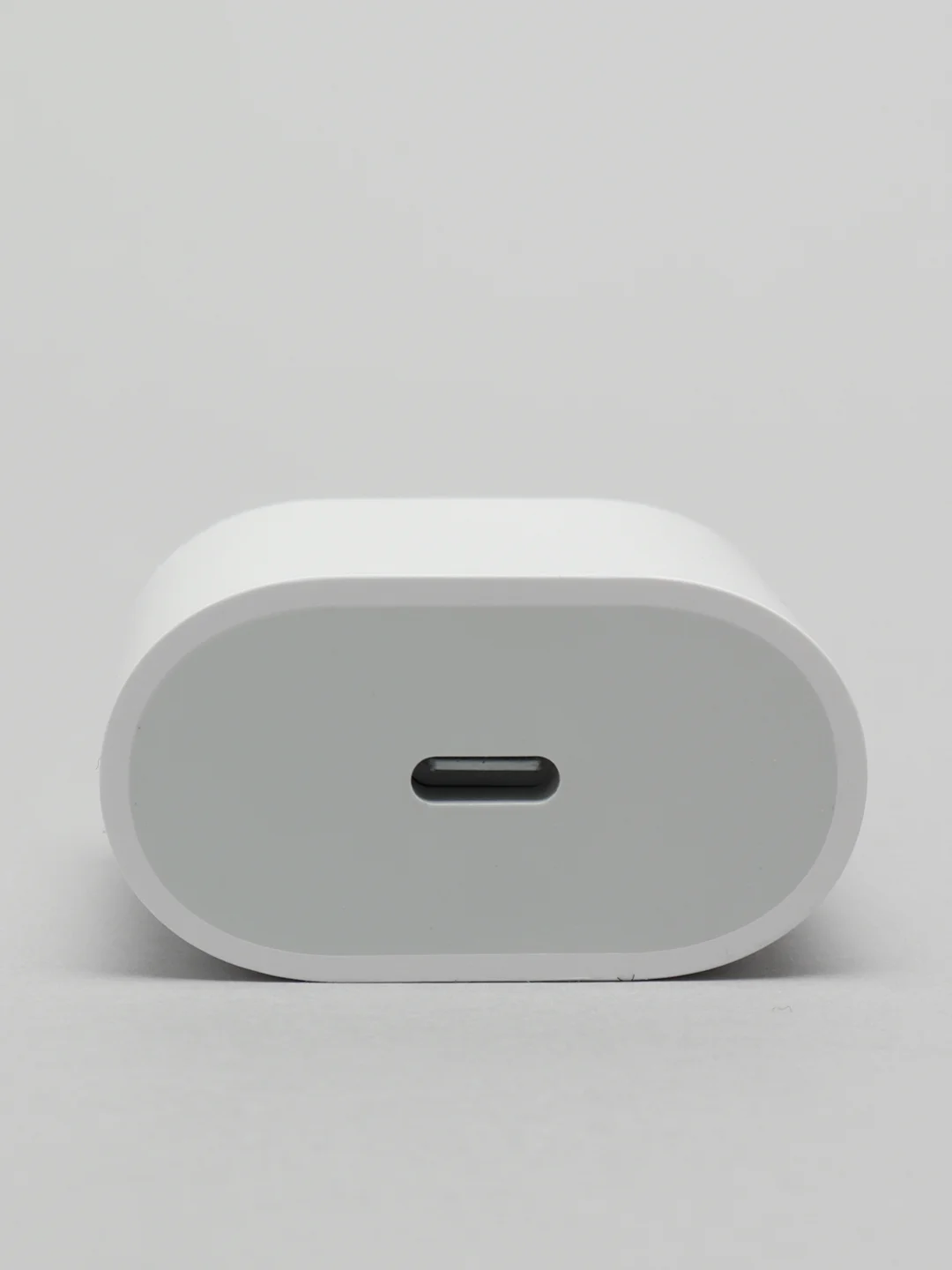 Зарядное устройство адаптер USB-C, с быстрой зарядкой для iPhone, Type-C, 20W, PD
