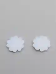 Белый кабошон "Цветочек"