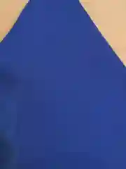 Индиго платье с открытыми плечами